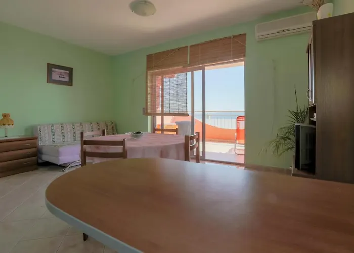 Апартаменты Rino Драмаль